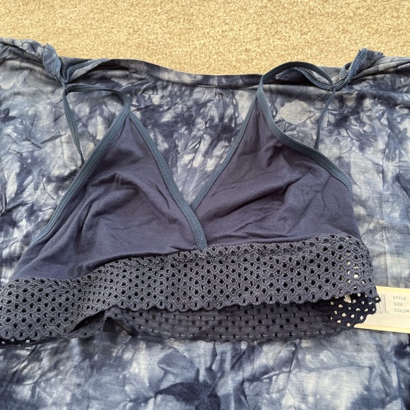 3 piece C & C California Tye Dye Pajama lounge set. - Picture 2 of 9